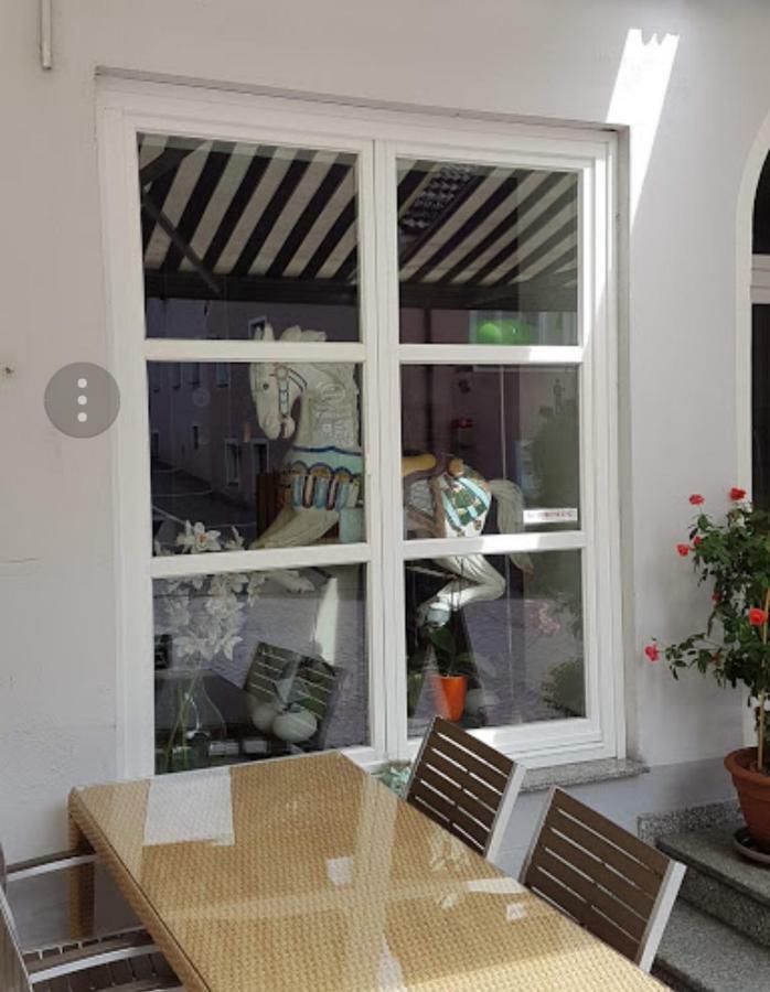 Pension Moserhaus Harburg  Eksteriør billede
